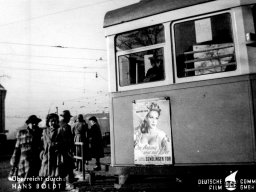 1951 Trambahnwerbung - Im Anfang war nur Liebe_1